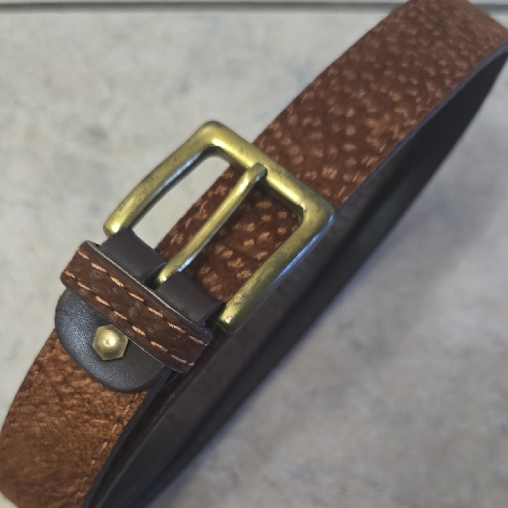 Elegant Dark Brown Leather Men's Belt - Picture 1 of 6